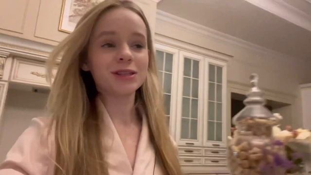 НЕ СПЛЮ ВСЮ НОЧЬ на каникулах?//*не повторять*//pulling an all nighter? смотреть онлайн