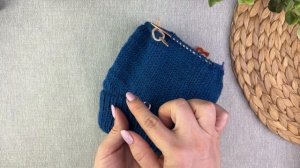 Детский вязаный костюм спицами. Часть 2. Детские штанишки спицами. Подробный мастер класс.