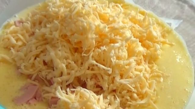 Сырные лепешки с начинкой.Очень быстрый рецепт!