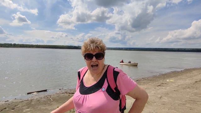 Белый Теплоход (кавер на песню Ю.Антонова) Поёт Людмила Иволга (Видеоклип 2023) смотреть онлайн