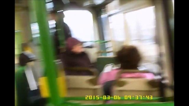 Где лучше сидеть в автобусе, что бы вовремя увидеть контролеров смотреть онлайн