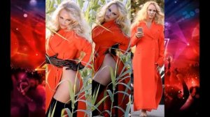 Памела Андерсон снялась без нижнего белья