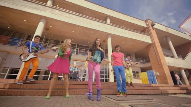 Девочка-вампир - CHICA VAMPIRO
