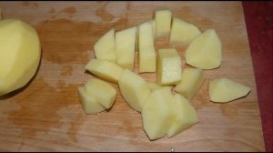 Тушеный картофель. Вкусная тушеная картошка с курицей. Простой рецепт.