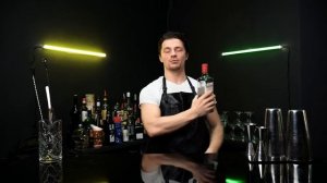 Топ 8 быстрых движений с бутылкой | Top 8 fast bar tricks with bottle