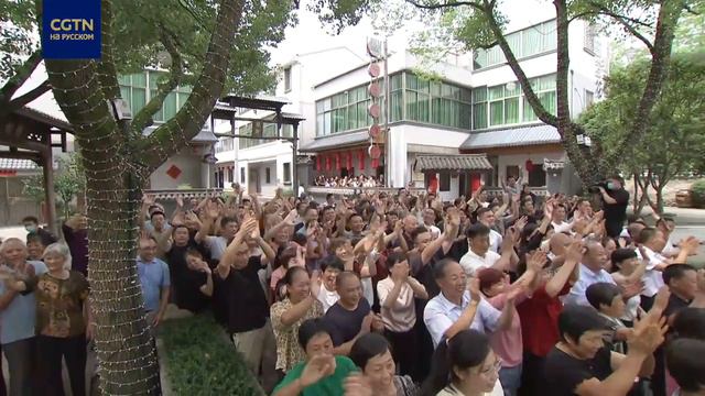 Си Цзиньпин прибыл с инспекцией в город Цзиньхуа провинции Чжэцзян смотреть онлайн