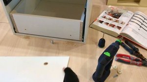 Установка фасадного эксцентрика BLUM