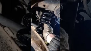 Замена задних пружин на SsangYong Stavic ...