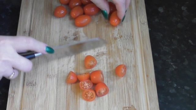 Вкуснейший салат из пекинской капусты  Салат из пекинской капусты с сухариками