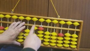 Сложение и вычитание чисел от 1 до 19 на соробане одной рукой.