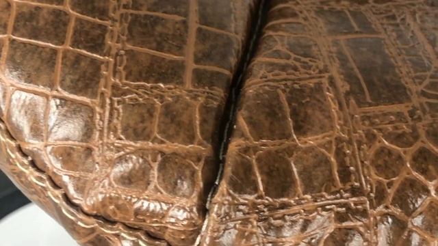 Стул Ракушка на хромированном основании коричневый крокодил смотреть онлайн