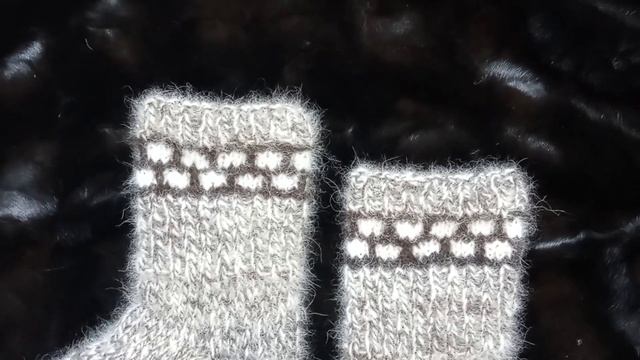 Носки из собачьего пуха ручного прядения смотреть онлайн