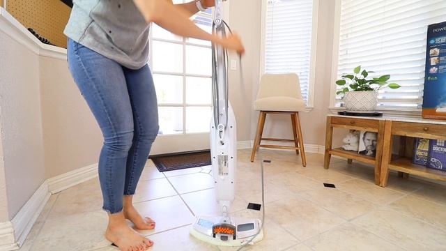 BISSELL PowerFresh Steam Mop Review / How To Assemble And Use / Clean And Sanitize hard floors смотреть онлайн