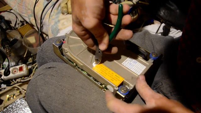 Вскрываем жесткий диск древности смотреть онлайн