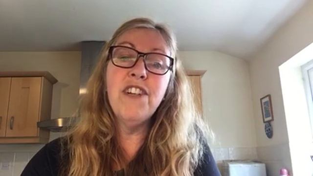 The Buzz 154 Project: Shakespeare's Sonnet #102 смотреть онлайн