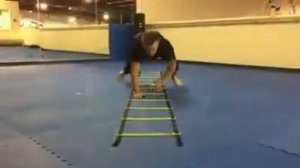 Упражнения на координационной лестнице