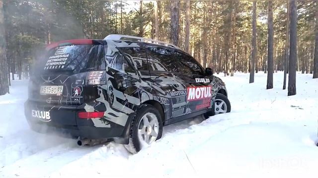 Митсубиши Аутлендер XL 2,4 МКПП 4*4 снег смотреть онлайн