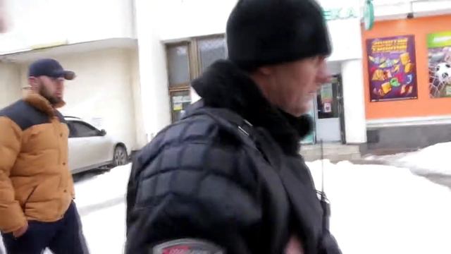 Давно не менты а повадки остались: невыполнение нормативов охраны ГБР Статус в Киеве смотреть онлайн