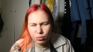 Стыдные истории из жизни | ломала руку попой, уронила колонку в дачный туалет…