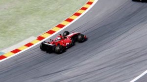 Ferrari F1 2022 V12 ENGINE vs Ferrari F1 2004 SLICK TYRES at Spa Francorchamps