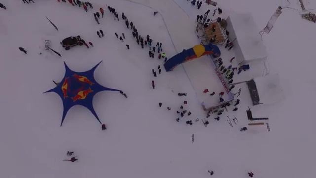 Трасса для скоростного спуска на коньках в городе Дмитров Московской области. смотреть онлайн