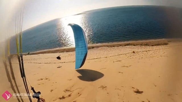 СКОРОСТНЫЕ ПОЛЕТЫ НА ПАРАШЮТЕ ★ Параглайдинг и трюки парашютистов