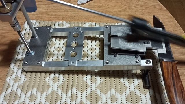 M390 64HRC узкий алмаз смотреть онлайн