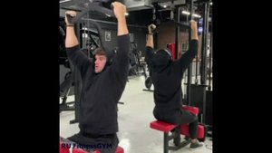 Прокачиваем мышцы спины GYM