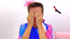 Настя Мия и Артем играют в Прятки в Доме. Сборник веселых историй про прятки