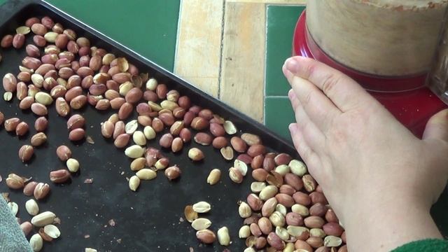 Как сделать арахисовое масло дома из арахиса. Часть первая. смотреть онлайн