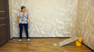 ИГРОВОЙ ЧЕЛЛЕНДЖ ПОПАДИ в ВЕДРО развлекательный СЕМЕЙНЫЙ ЛЕТСПЛЕЙ от FFGTVмама папа и Милана