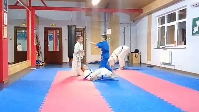 Бросок через спину. Кэмпо-дети. СК Кайдзен,  Феодосия смотреть онлайн