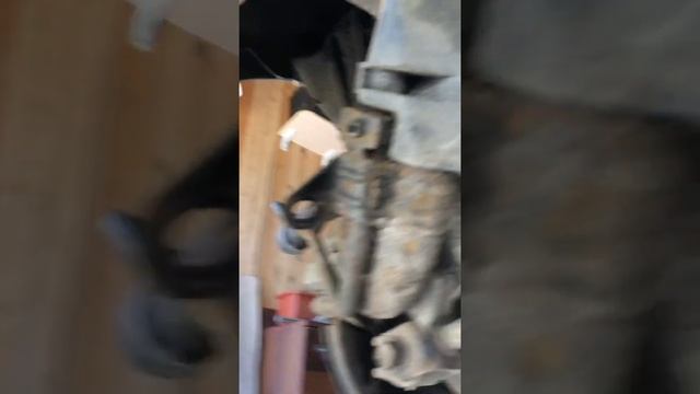 Замена горловины топливного бака на Тойота камри 40 смотреть онлайн