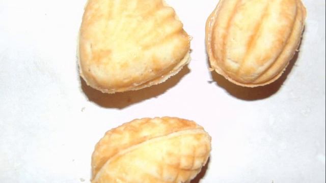 Орешки со сгущенкой смотреть онлайн