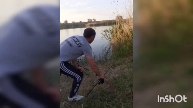 Поклёвка карпа в Тепловке, Крым, июнь 2022 смотреть онлайн