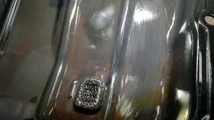 Тойота Rav4 2.4l. Пробег 140 000 км. Снимаем поддон акпп, меняем фильтр и жидкость в автомате.