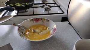 Брокколи с яйцом, вкусный завтрак и полезный.