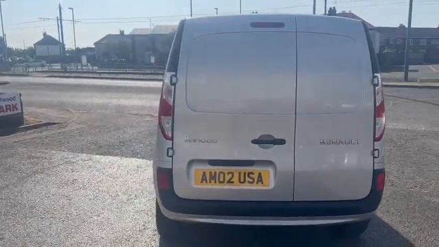 Renault Kangoo Maxi смотреть онлайн