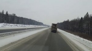 ДАФ 106 едем на москву. Расход. Грузимся на ЕКБ.