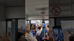 Фанаты Ротора поют песню "Знаешь ли ты? " певицы Максим