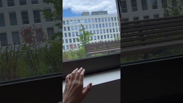 Работаю в Яндекс Маркете(ПВЗ)