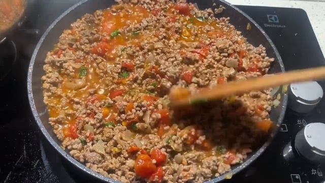 Каннеллони с салатом ❤️ смотреть онлайн