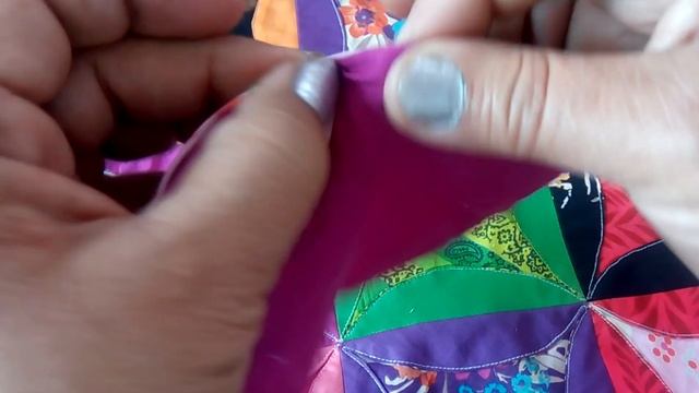 38-Cathedral Window quilt/bedspread from leftover pieces of cloth(Hindi/Urdu) смотреть онлайн