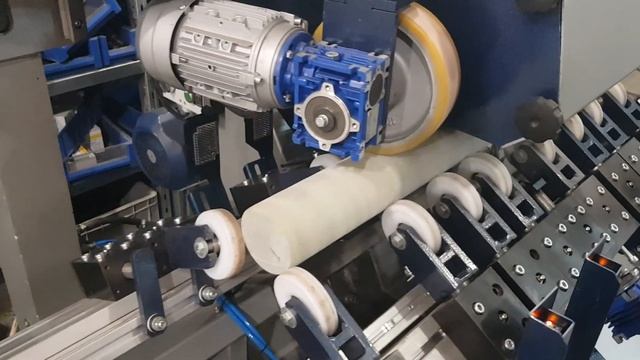 Шлифование круглого прутка из стеклопластика на станке ШКП 100/3 смотреть онлайн