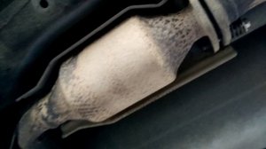 Скрежет выхлопа Nissan Qashqai 2008 2.0