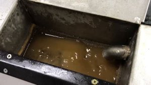 Промивка радіатора обігрівача салону Хюндай Туксон Промывка радиатора печки Туксон дизель г. Винниц