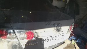 Mazda 6 GG Снять лючок бензобака / Mazda 6 GG Remove the gas tank cover