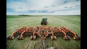 ВИДЕО.Песня "С  ДНЁМ МЕЛИОРАТОРА !" Слова  -Сергей Кузьмин.  Музыка и исполнение - Александр Чешун