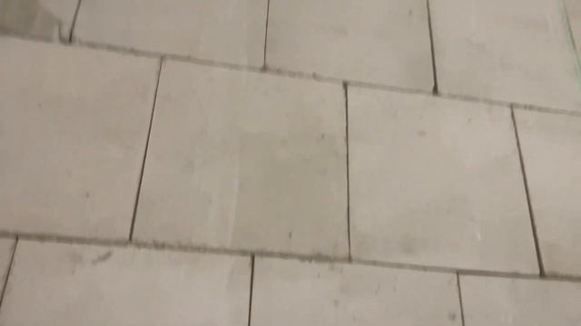 15 февраля 2023.Витя и Конъюнктивит/Штукатурю откосы столовая и спальня/Разметили стену для душа смотреть онлайн