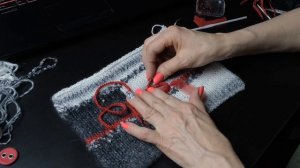 Выполнение элементов декора пальто и пуловера Пэчворк.